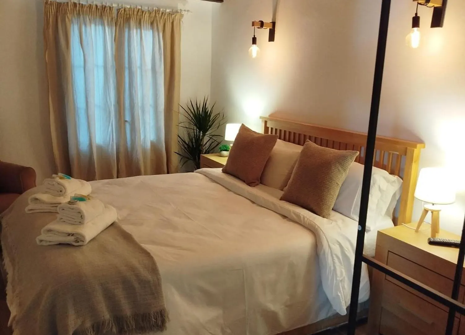 La Casita Del Albaicin contacts